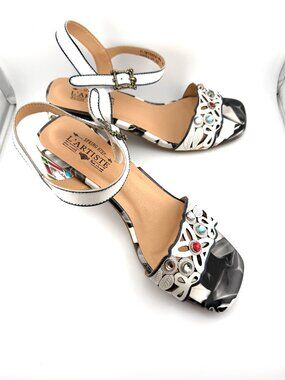 BRAND NEW L'ARTISTE BY SPRING STEP ILLUMINADA SANDALS!!
